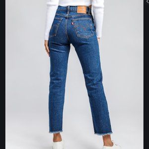 NWT Levi's Wedgie Straight High Rise Raw Hem Jeans